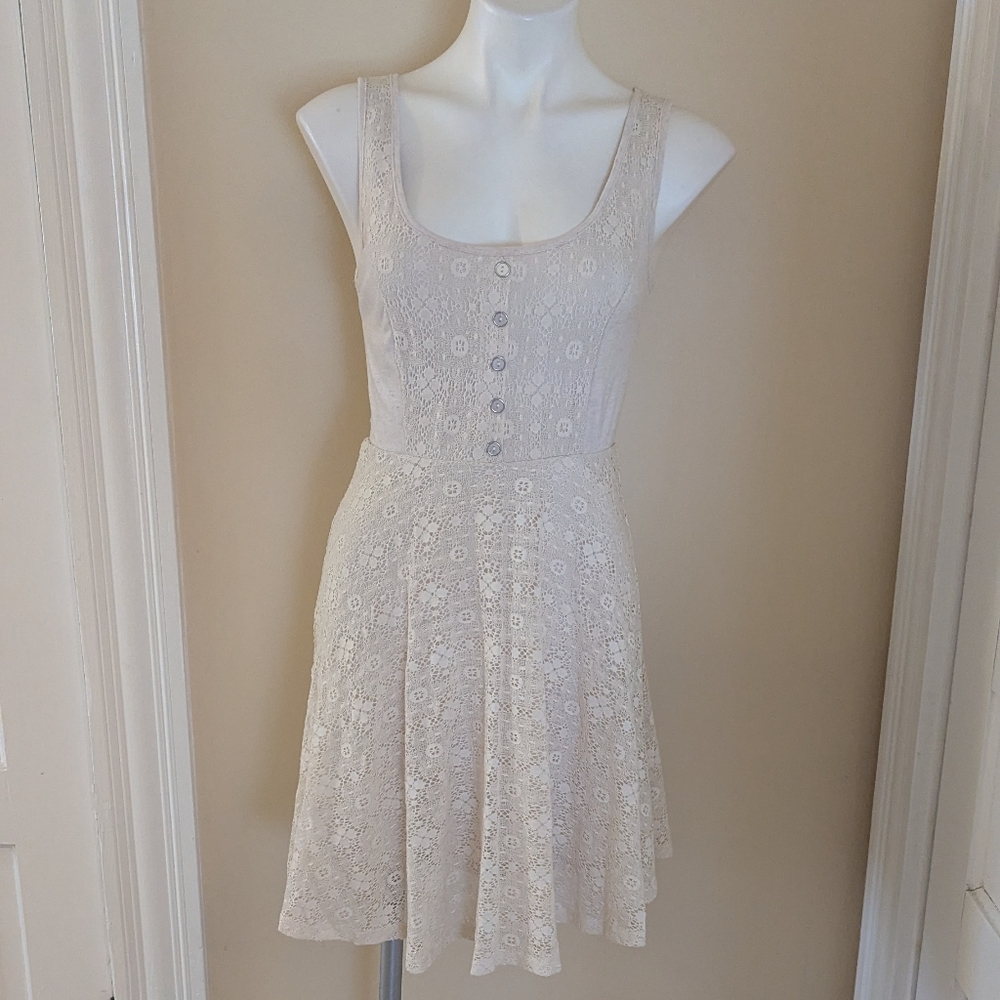 Love Reign cream lace dress size XS